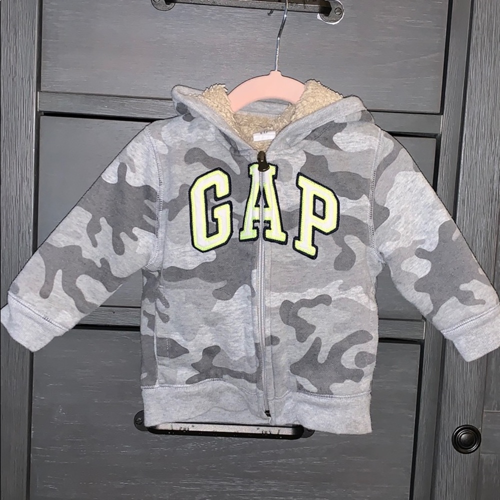 Baby Gap sherpa lined gray camo hoodie